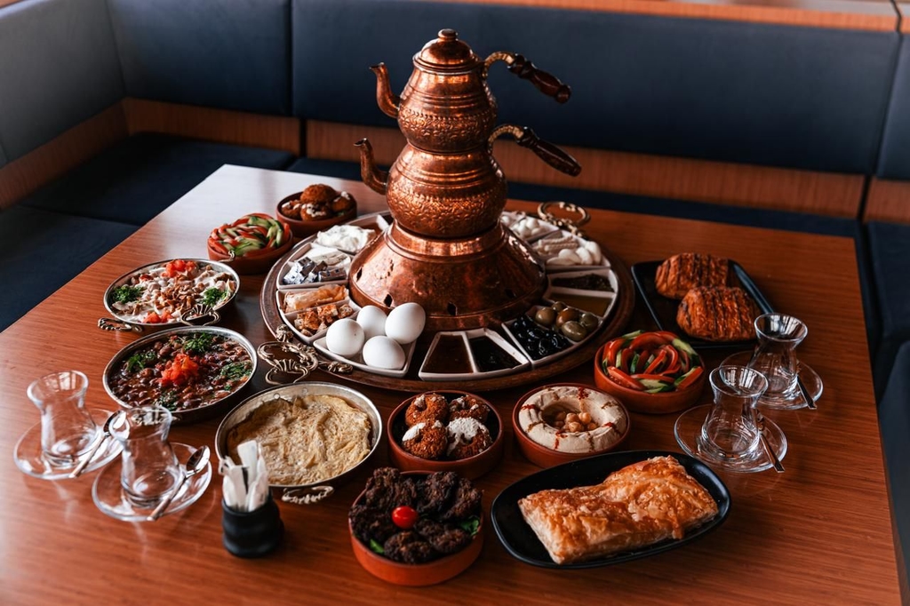 فطور لاربعة اشخاص
