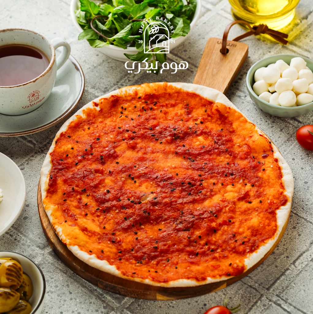 منقوشة محمرة 